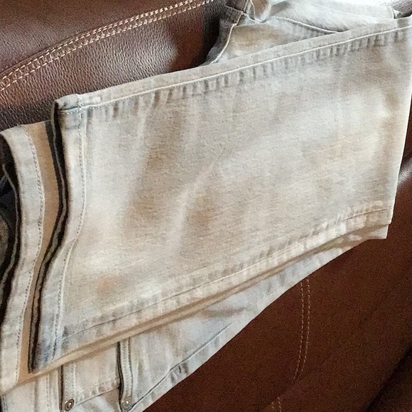 New Stone & Tate Light Denim Standard Slim leg Jeans. Men’s 36W/32L - Picture 7 of 7